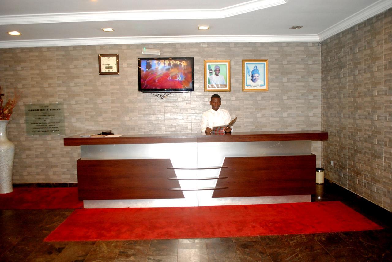 Grand Inn & Suites Ijebu Ode Esterno foto
