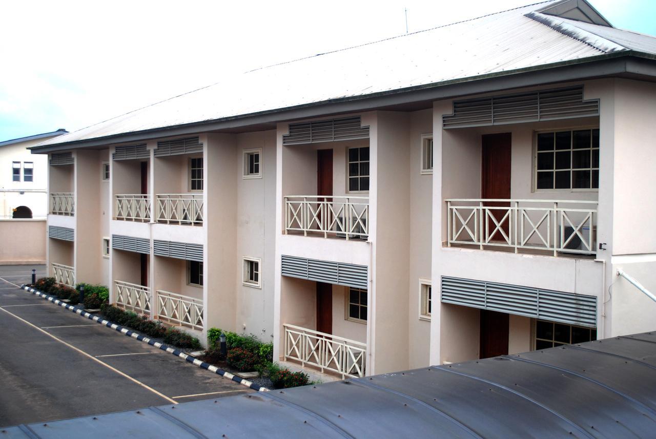 Grand Inn & Suites Ijebu Ode Esterno foto